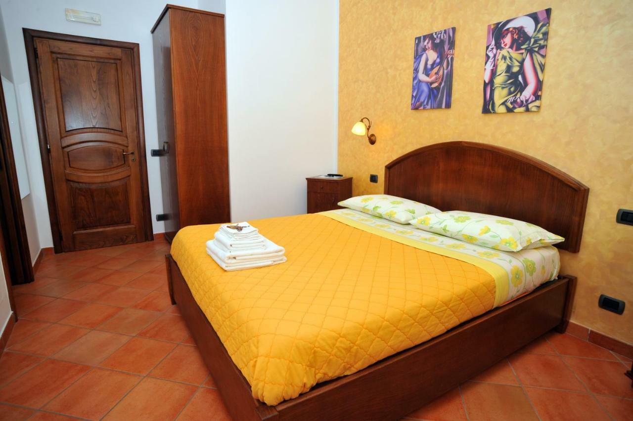 Bed and Breakfast Casa Gentile Аджерола Экстерьер фото