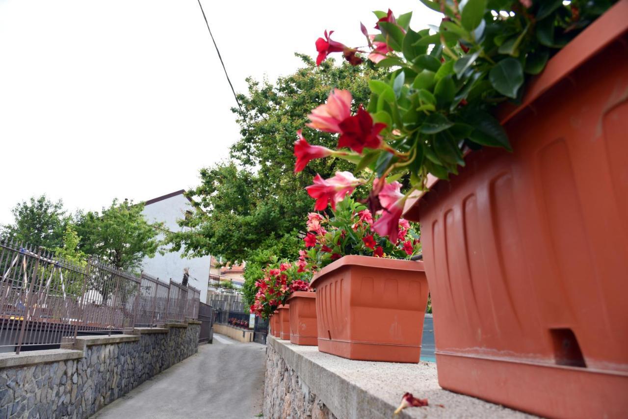 Bed and Breakfast Casa Gentile Аджерола Экстерьер фото