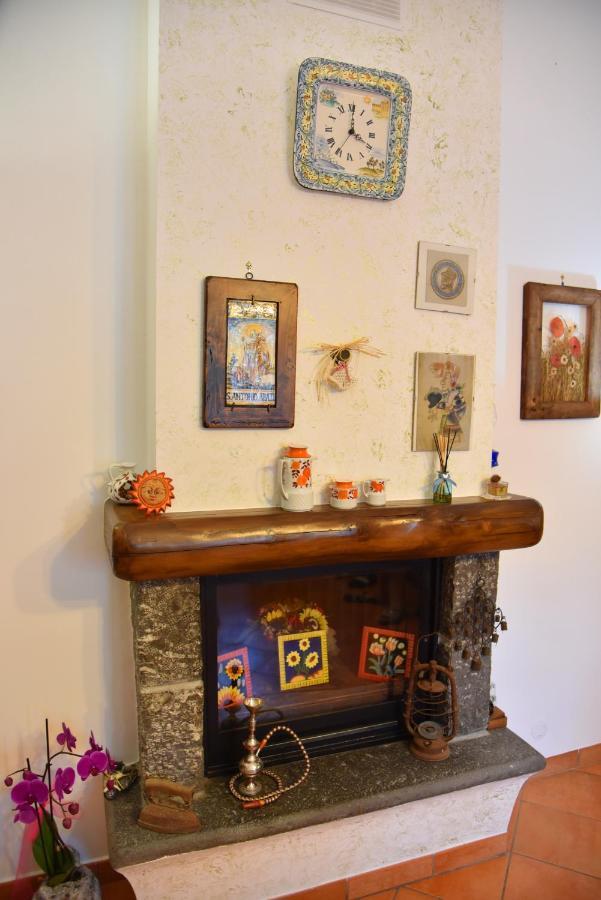Bed and Breakfast Casa Gentile Аджерола Экстерьер фото